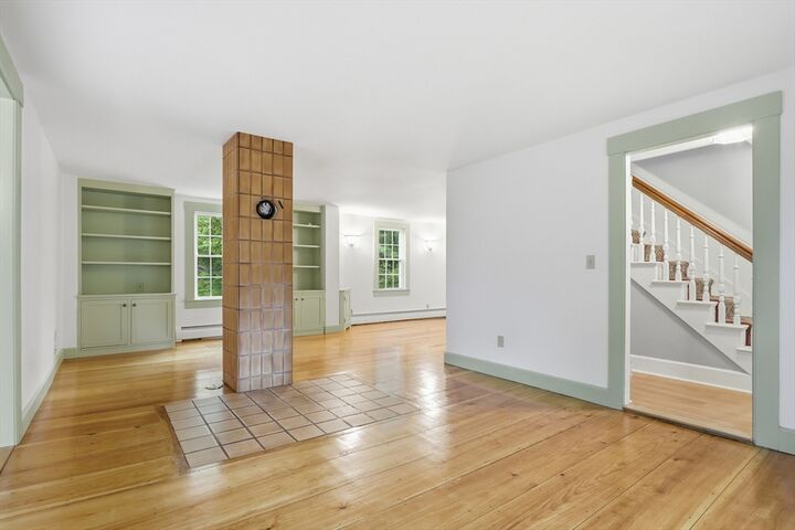 Property Photo:  384 Pearl Hill Rd  MA 01420 