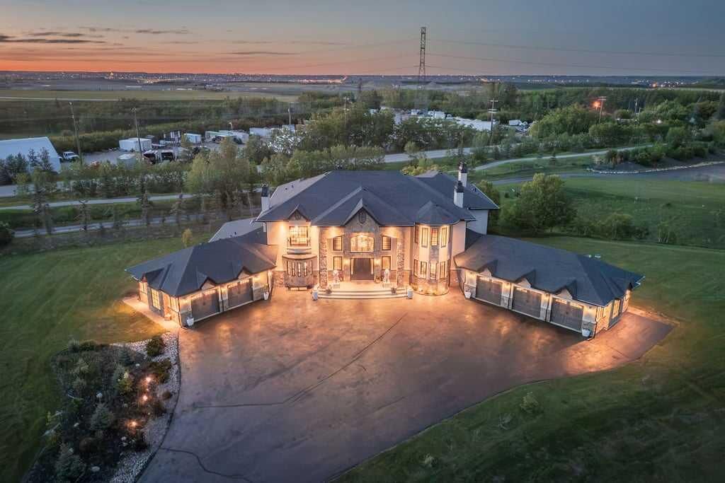 Property Photo: 27 McKendrick Run AB T3Z 3N6