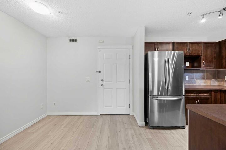 Property Photo: 115 Prestwick Villas SE 4113 AB T2Z 0N1