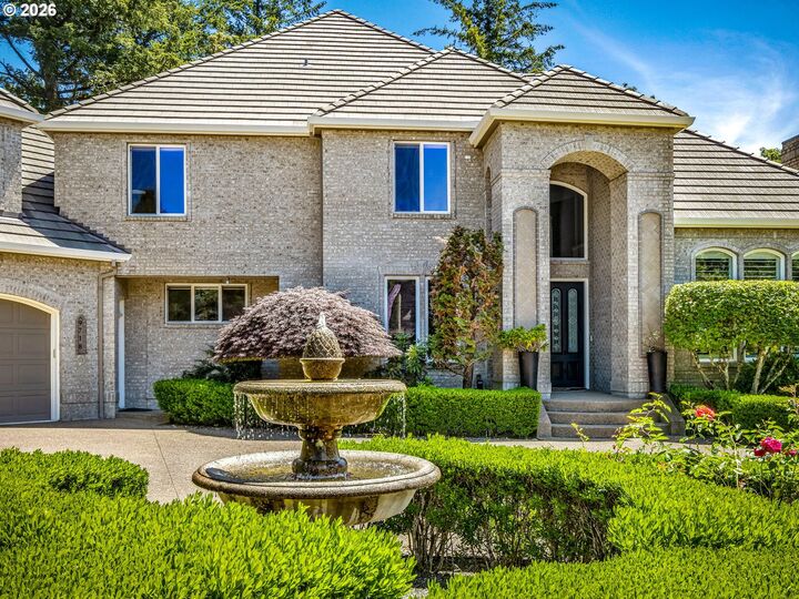 Property Photo:  9718 NW Skyview Dr  OR 97231 