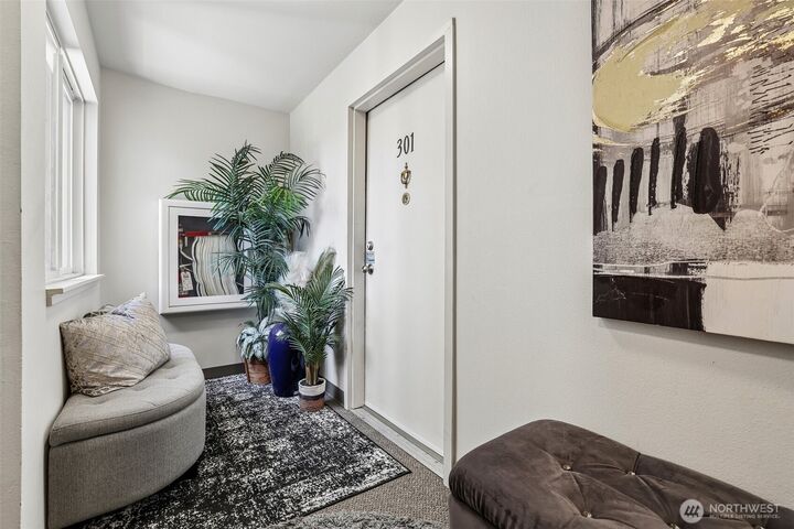 Property Photo:  1312 S Massachusetts Street 301  WA 98144 