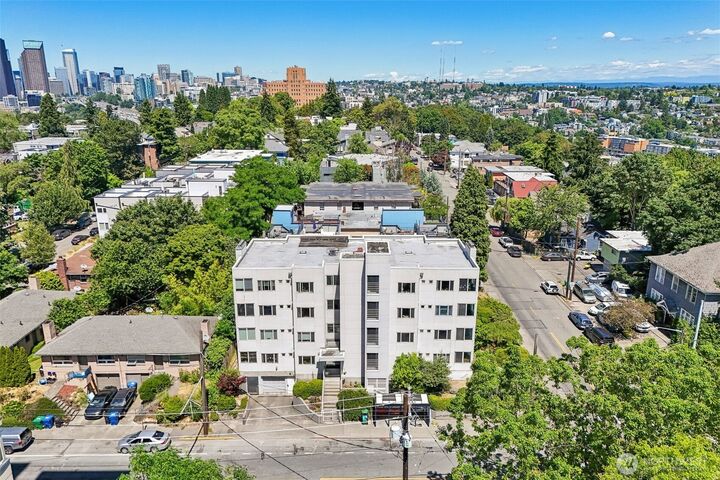 Property Photo: 1312 S Massachusetts Street 301 WA 98144