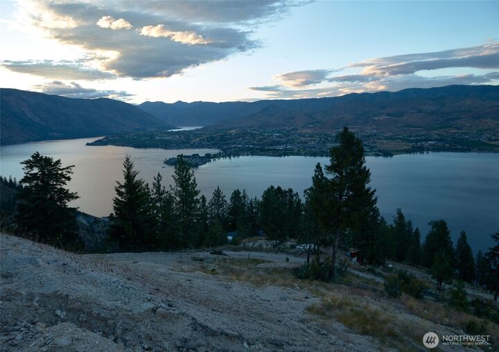 Property Photo: 0 S Lakeshore Rd WA 98816