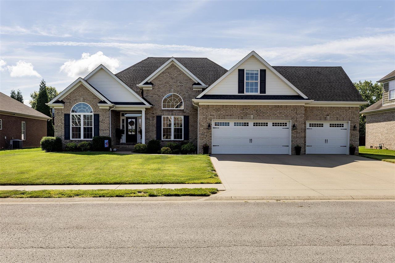 Property Photo: 1342 Dayspring Court KY 42104