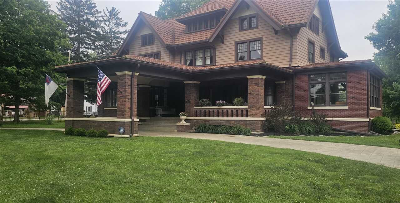 Property Photo:  15692 Turnpike Rd  IN 47346 
