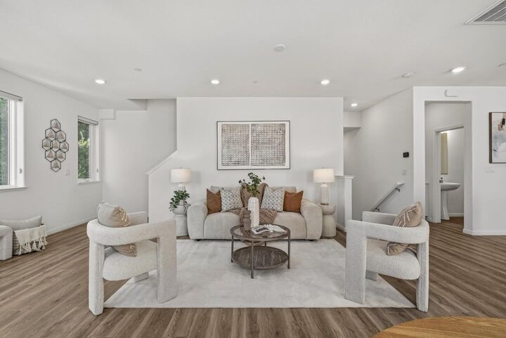 Property Photo:  1993 Worthington Circle  CA 95050 