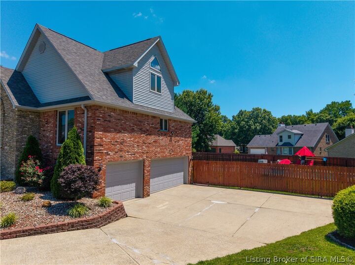 Property Photo:  3102 Georgian Way  IN 47130 