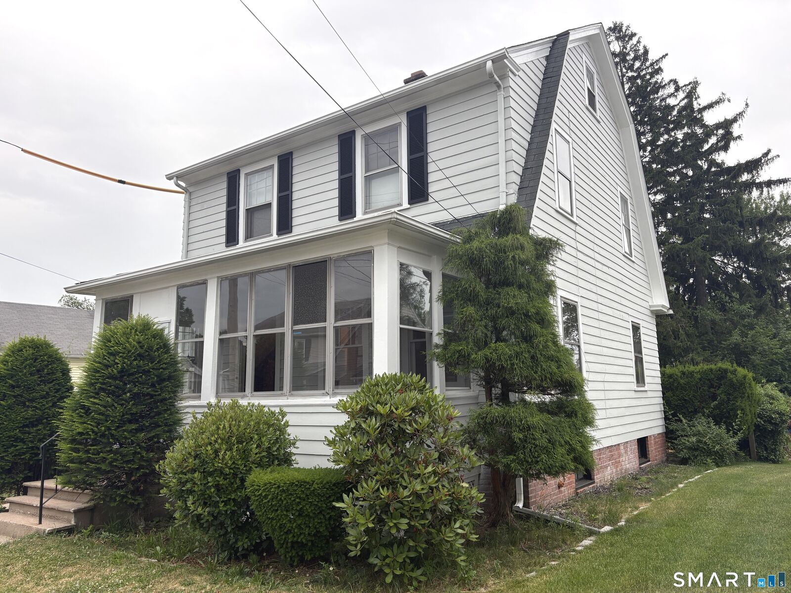 Property Photo: 84 Park Avenue CT 06517