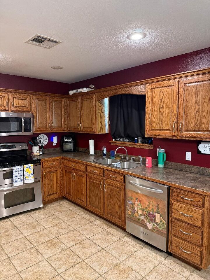 Property Photo:  4117 S Virginia Avenue  MO 64804 