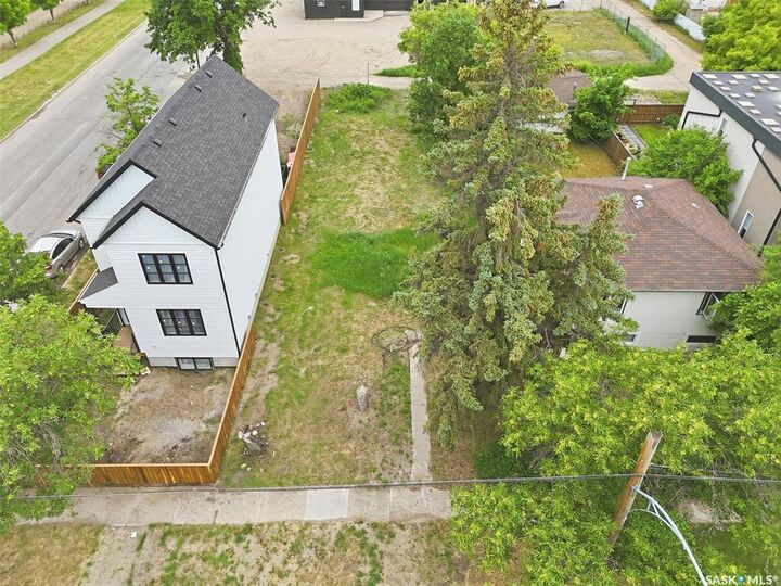 537 H Avenue S — photo 1