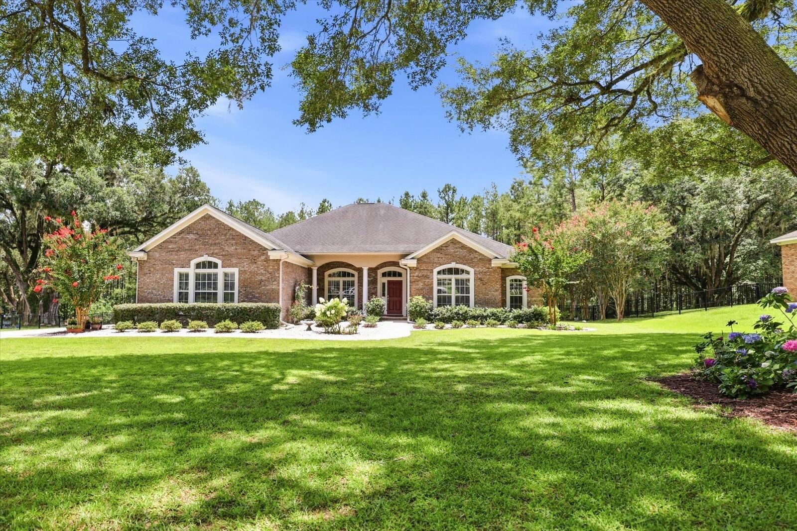 Property Photo: 7145 Atascadero Lane FL 32317