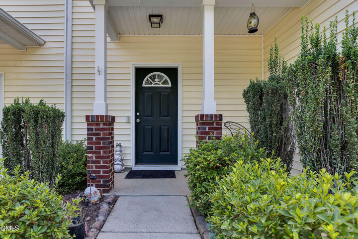 Property Photo:  138 Cline Falls Drive  NC 27540 