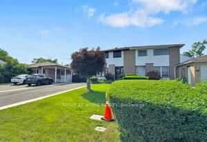 Property Photo:  41 Flamingo Crescent  ON L6T 2G6 