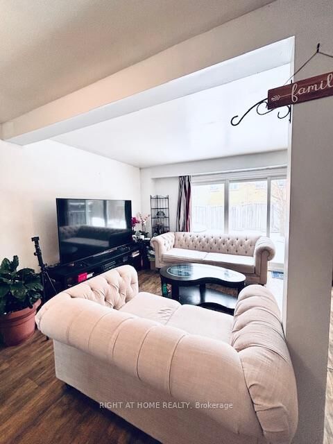 Property Photo: 925 Bayly Street 7 ON L1W 1L4