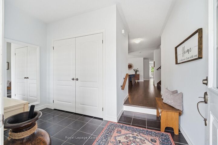 Property Photo:  21 Vetzal Court  ON L1E 0H3 