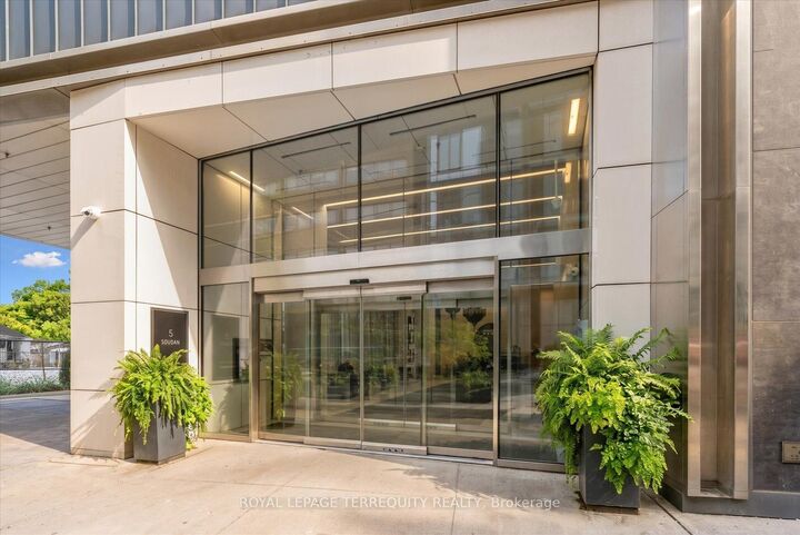 Property Photo: 5 Soudan Avenue 703 ON M4S 0B1