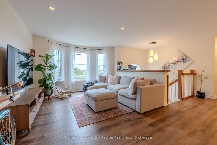 Property Photo: 65 Belleview Crescent ON P1B 8V2