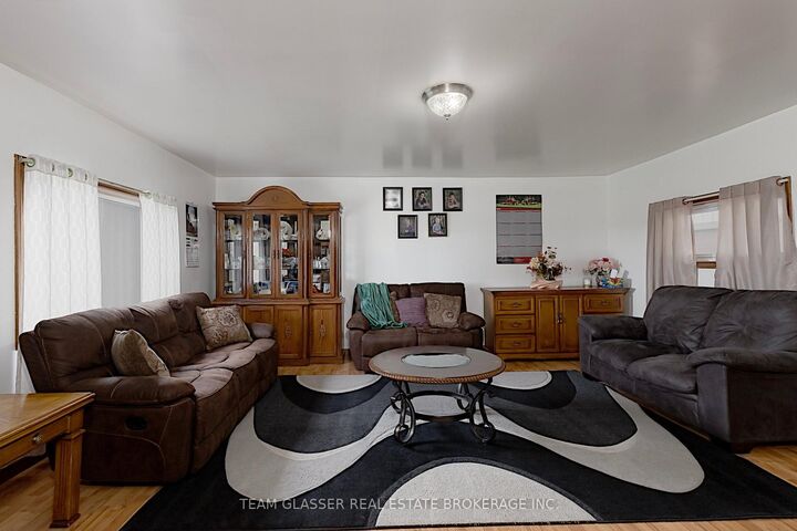 Property Photo:  53216 Nova Scotia Line E  ON N0J 1T0 