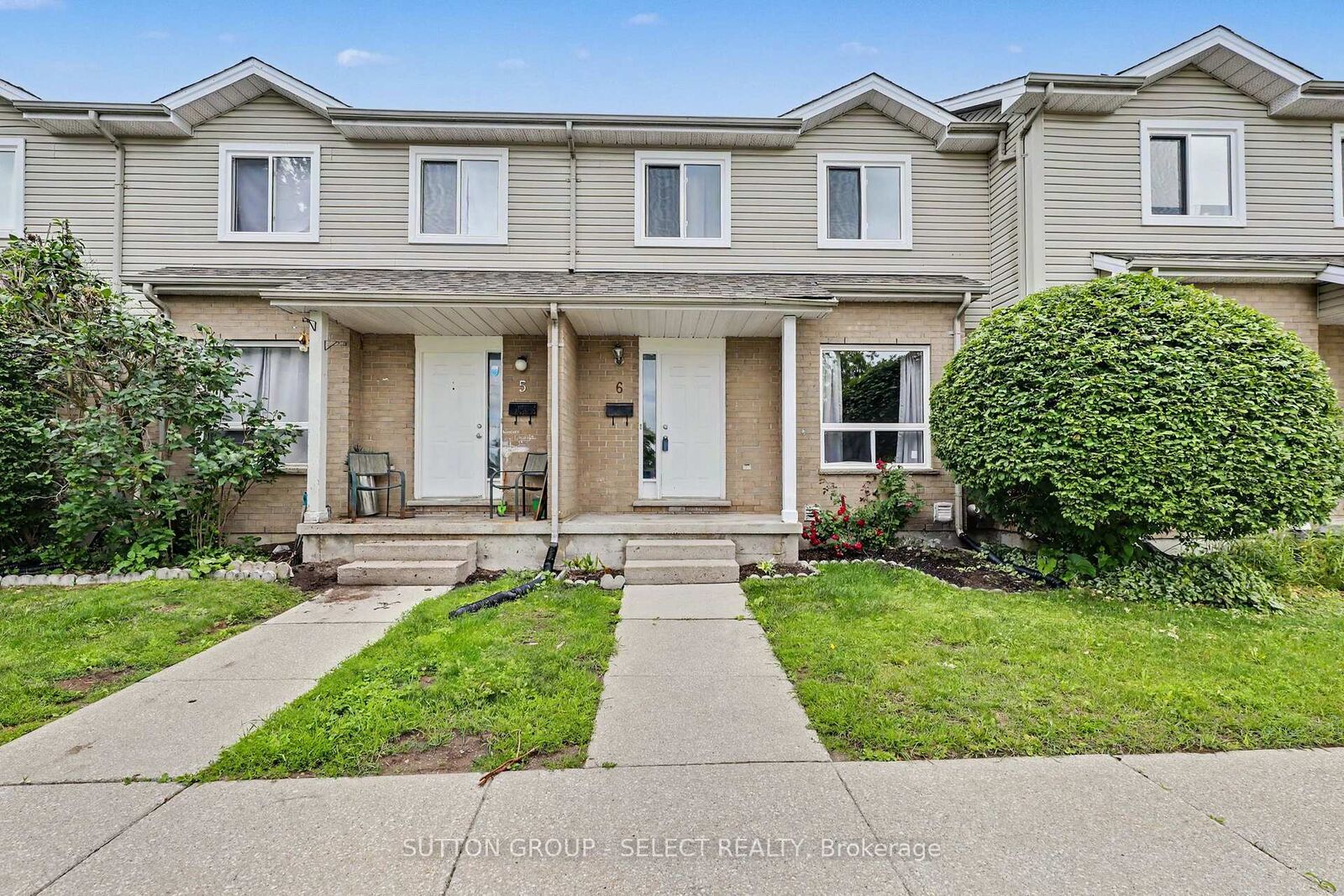 Property Photo: 484 Third Street 6 ON N5V 2B9