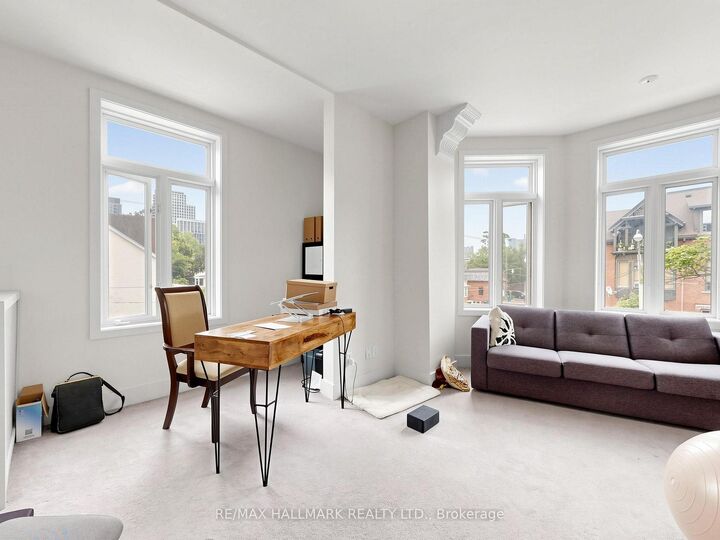 Property Photo: 458 Markham Street ON M6G 2L2