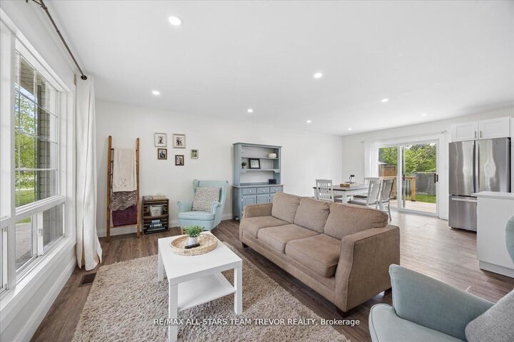 Property Photo:  11 Halmar Park Road  ON L0E 1N0 