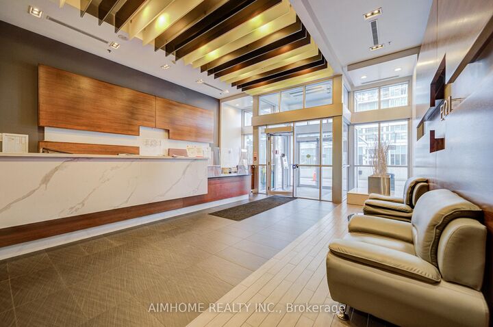 Property Photo:  70 Town Centre Court 2602  ON M1P 4Y7 