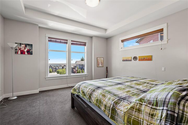Property Photo: 2331 Azurite Cres BC V9B 0T9