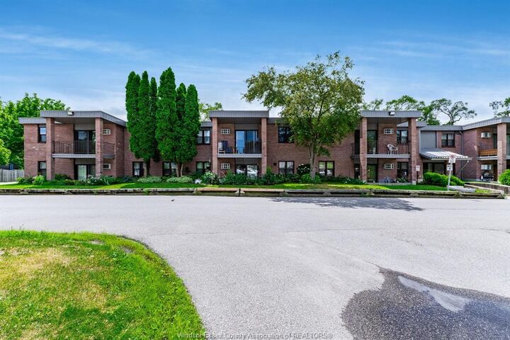 12 Montgomery A107 — photo 1
