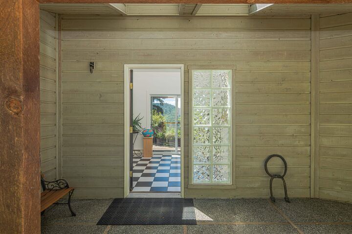 Property Photo: 351 Elizabeth Drive BC V8K 1J5