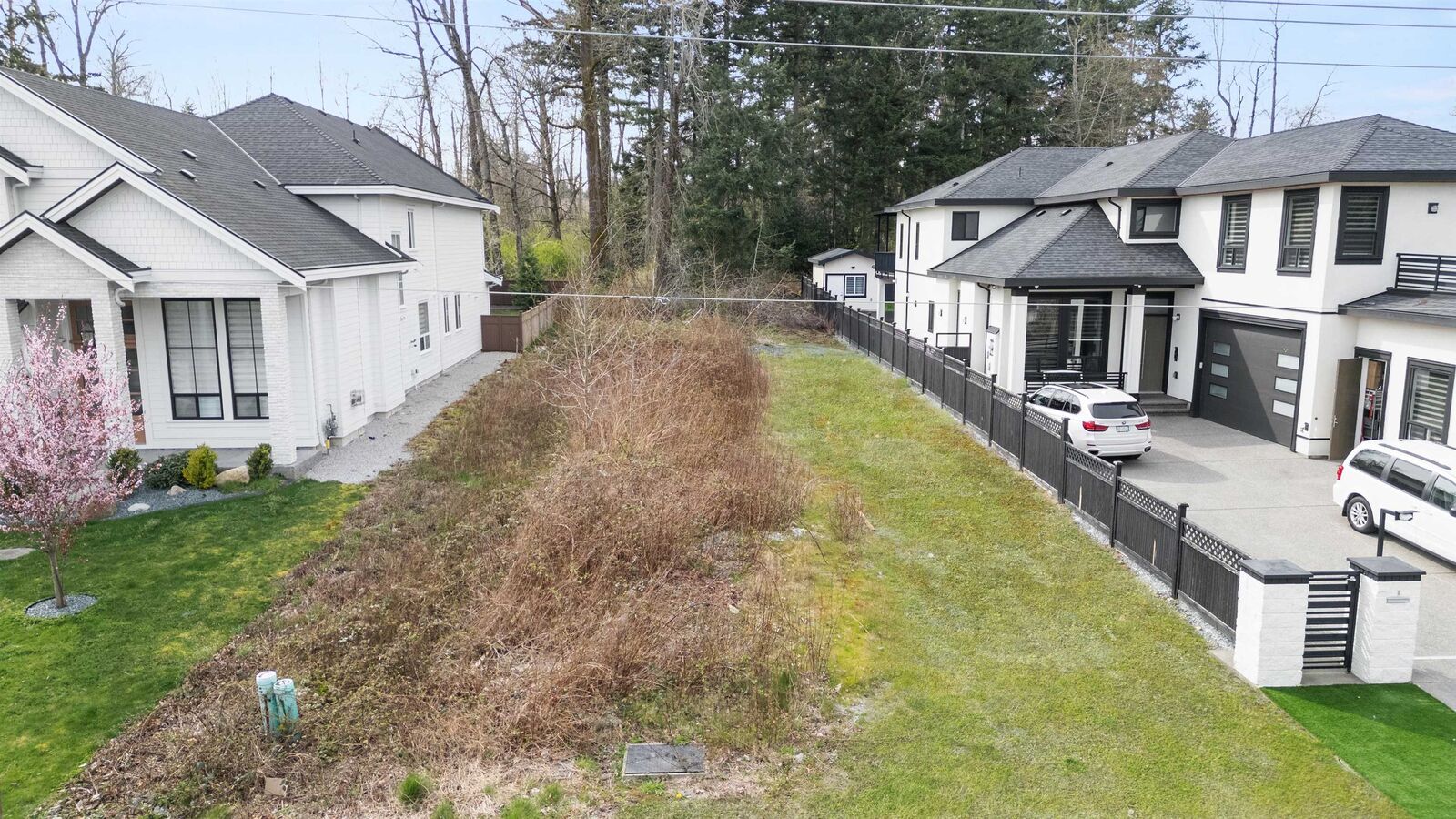 Property Photo:  2083 156 Street  BC V4A 4T9 