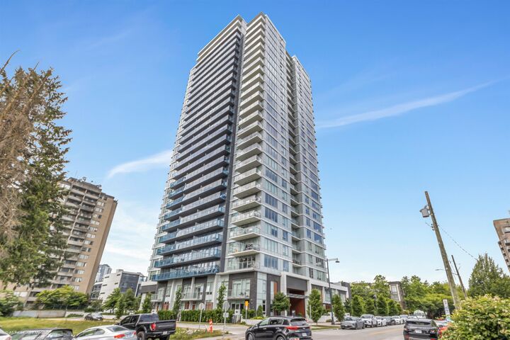 13428 105 Avenue 1810 — photo 1