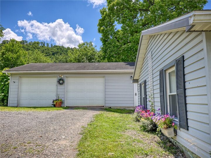 Property Photo:  1120 Coddington Road  NY 14850 