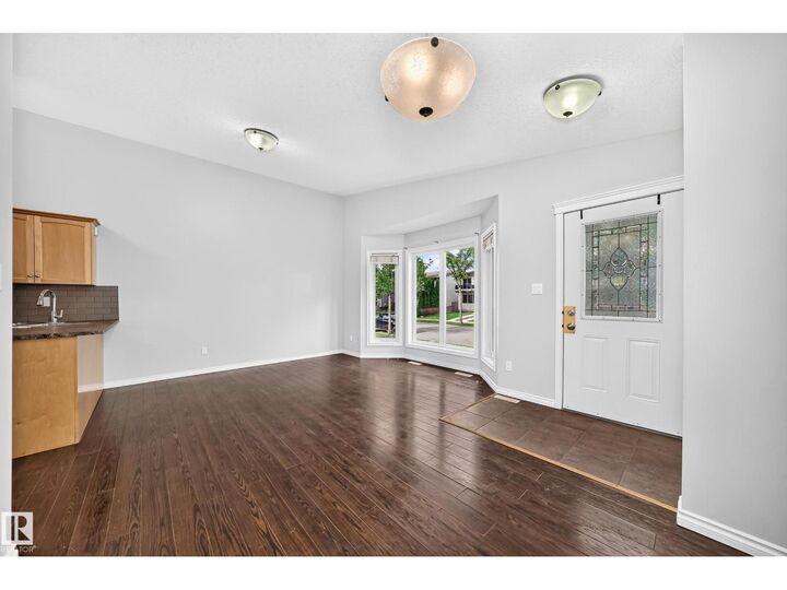 Property Photo:  12124 122 St NW  AB T5L 0C8 