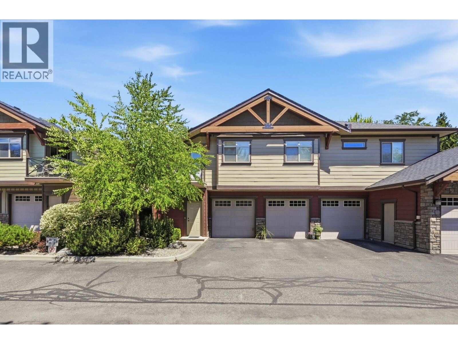 Property Photo: 511 Yates Road 107 BC V1V 2X2