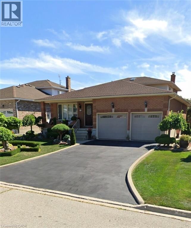 Property Photo:  55 Azores Crescent  ON N1R 7Z5 