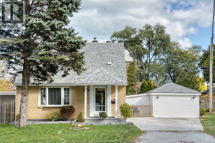 Property Photo:  994 Edward Avenue  ON N8S 2Z8 