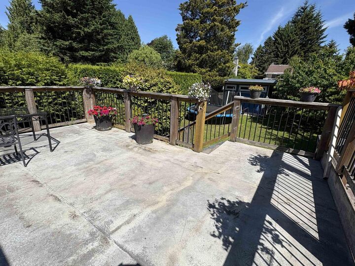 Property Photo:  15847 Russell Avenue  BC V4B 2S5 