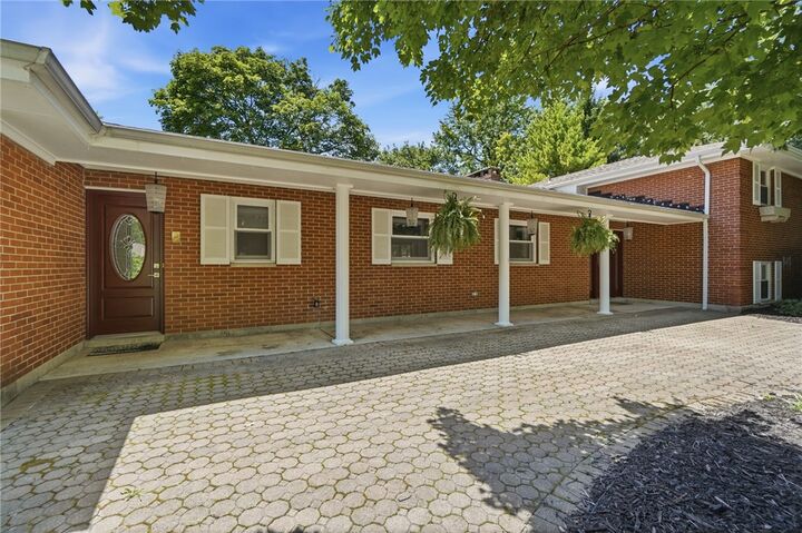 Property Photo:  686 Evans Lane  OH 45459 
