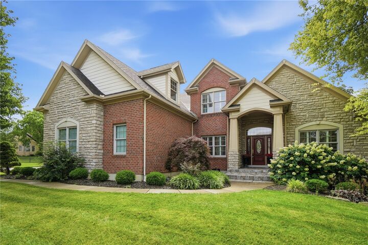 Property Photo:  295 N Hills Boulevard  OH 45066 