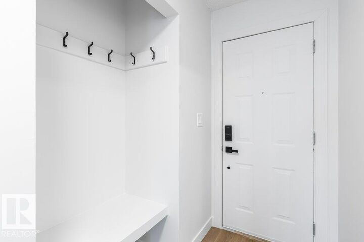 Property Photo:  324 Grandin Village  AB T8N 2R6 