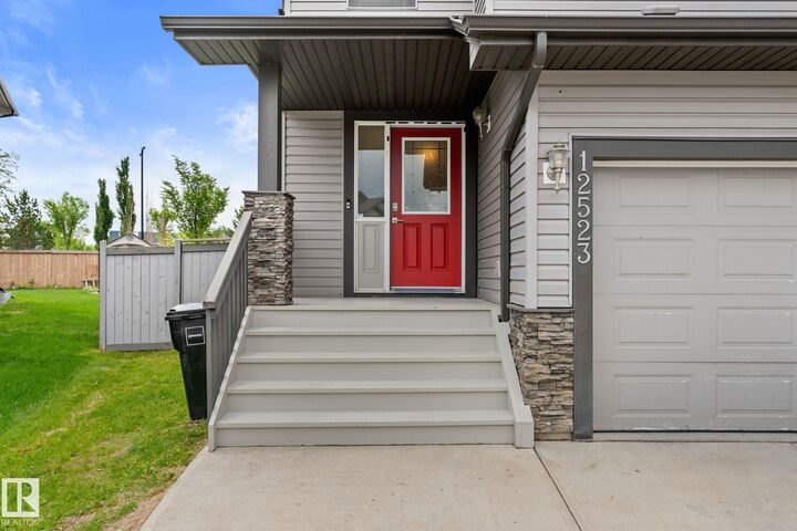 Property Photo: 12523 171 Avenue NW AB T5X 0E5