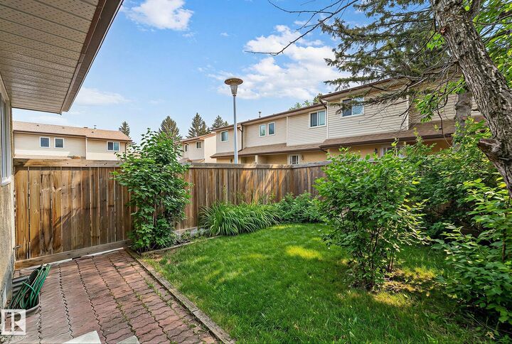 Property Photo:  1767 Lakewood Road NW  AB T6K 3B8 