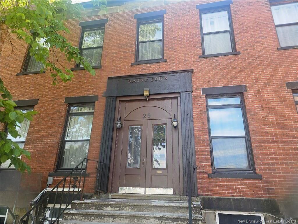 Property Photo:  29 Wellington Row  NB E2L 3H4 