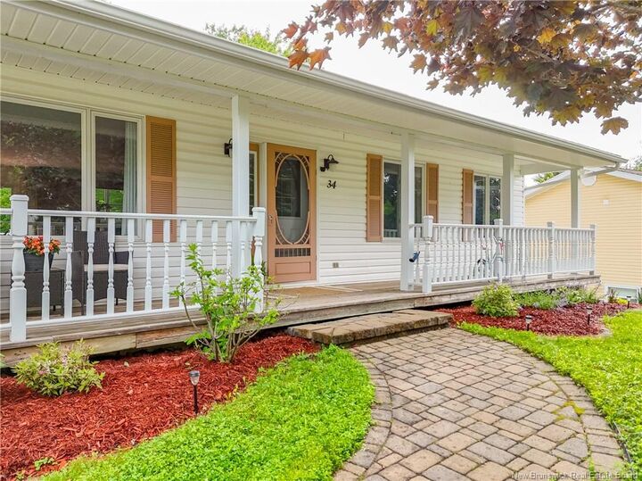 Property Photo:  34 Pettigrove Crescent  NB E3A 5P3 