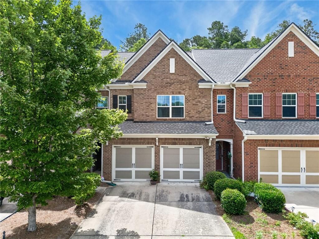 Property Photo:  6050 Shiloh Woods Drive  GA 30040 