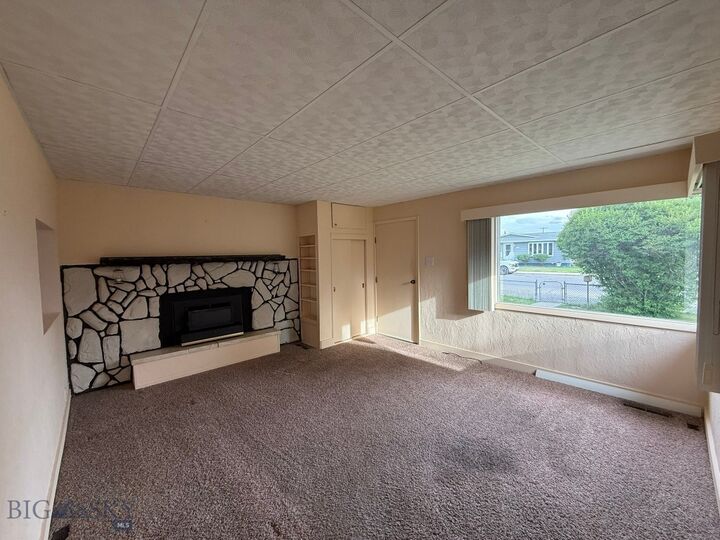 Property Photo: 2211 George Street MT 59701