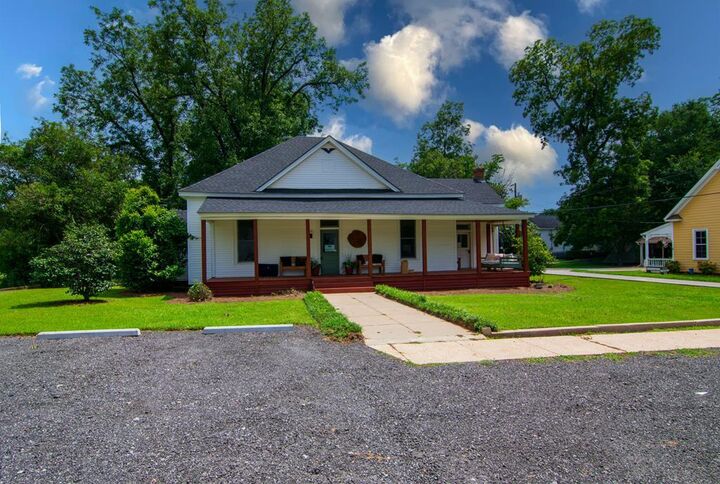 Property Photo: 322 Fort Lane GA 31811