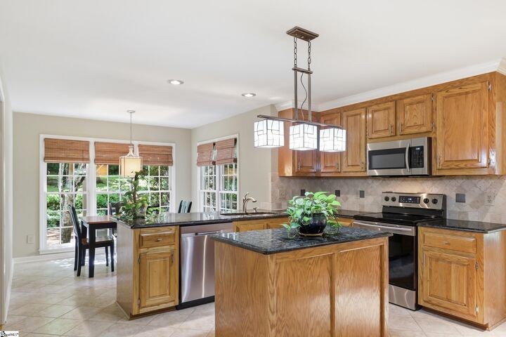 Property Photo:  3 Cutting Horse Court  SC 29680 