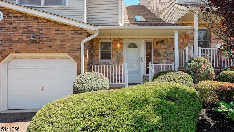 Property Photo:  675 Raritan Rd 26  NJ 07066 