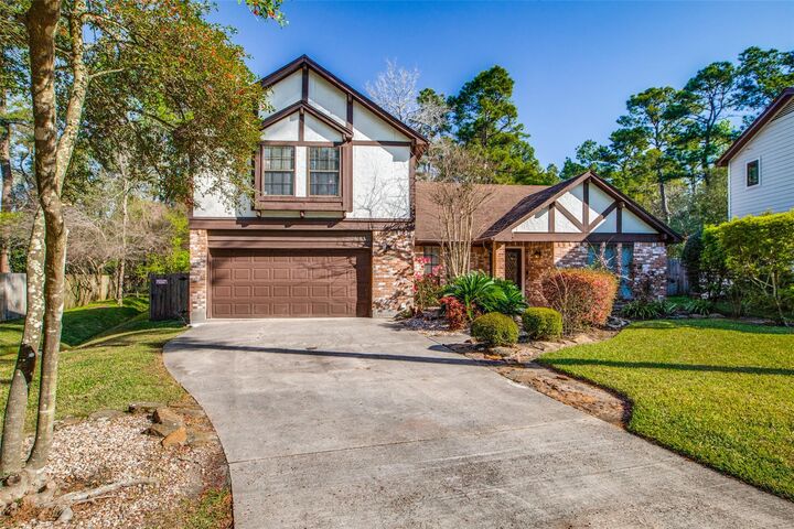Property Photo:  24 E Torch Pine Circle  TX 77381 